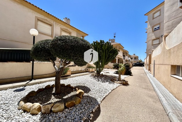 Aus zweiter Hand - Wohnung -
La Zenia - Costa Blanca