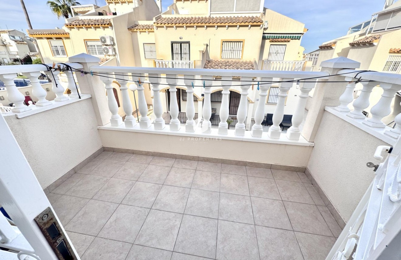 Aus zweiter Hand - Chalet -
Orihuela Costa - Playa Flamenca