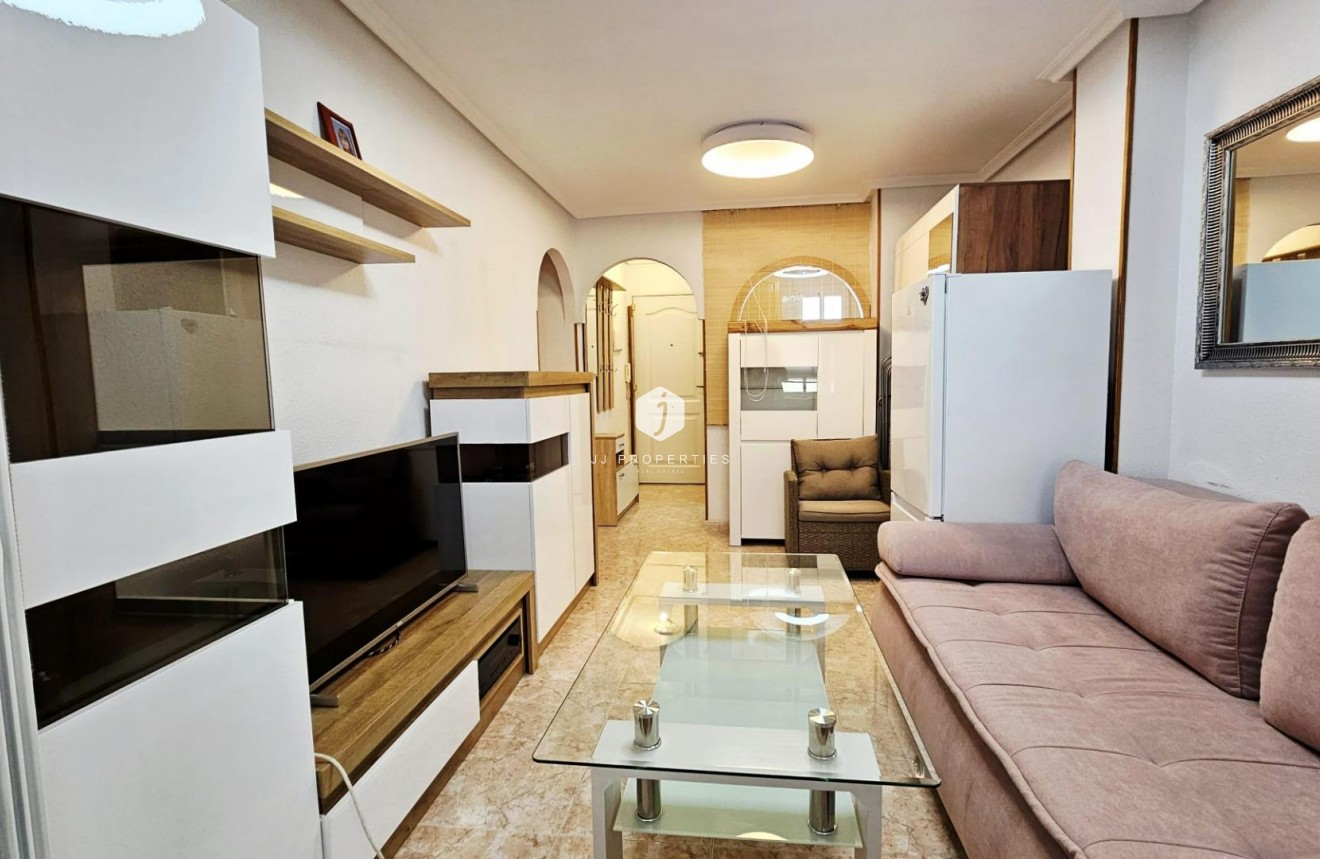 Aus zweiter Hand - Wohnung -
Torrevieja - Nueva Torrevieja