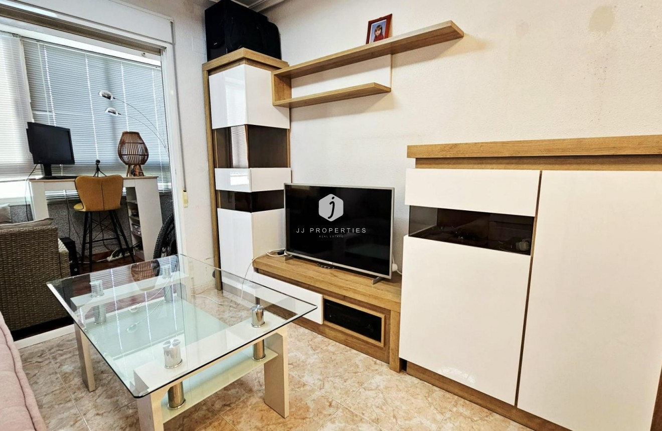 Aus zweiter Hand - Wohnung -
Torrevieja - Nueva Torrevieja