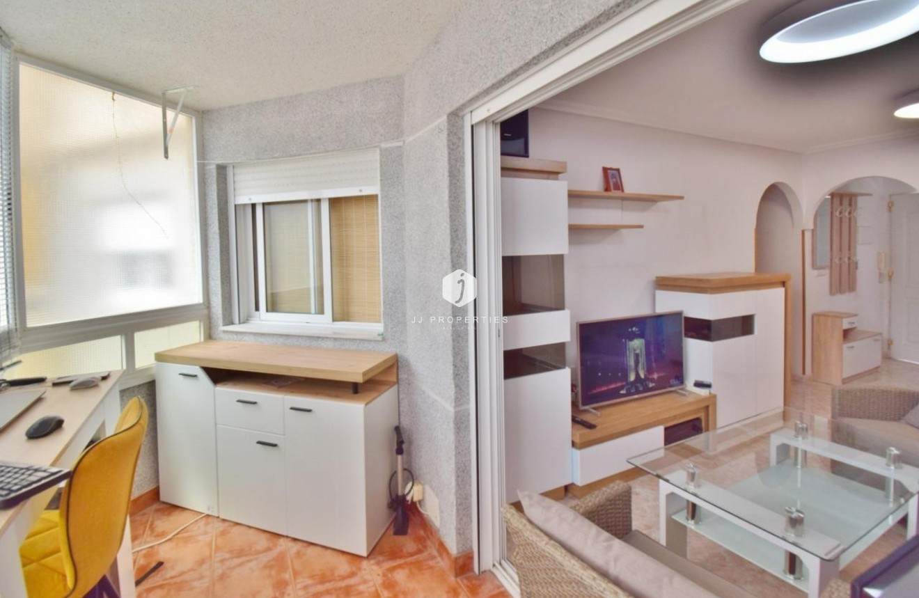 Aus zweiter Hand - Wohnung -
Torrevieja - Nueva Torrevieja
