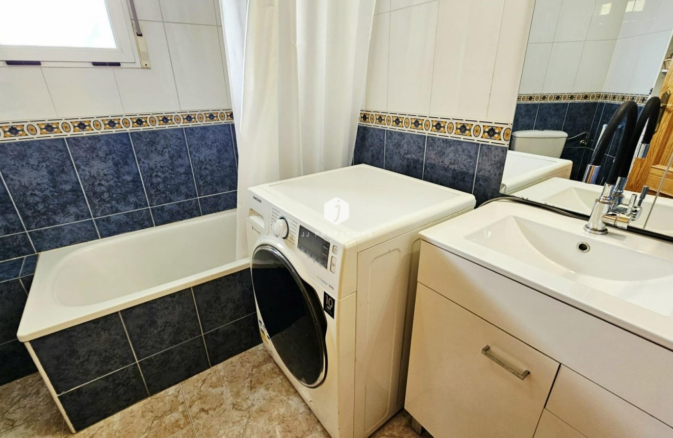 Aus zweiter Hand - Wohnung -
Torrevieja - Nueva Torrevieja