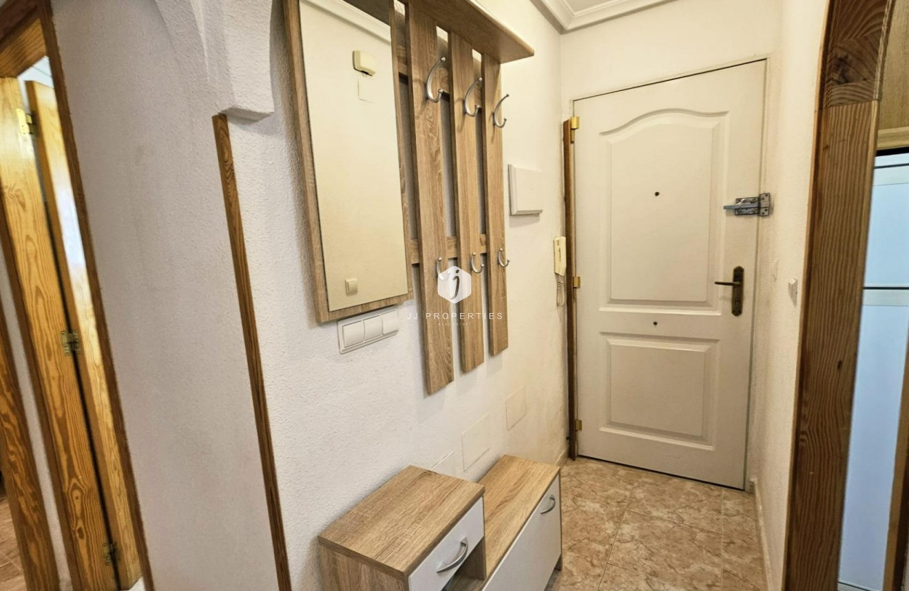 Aus zweiter Hand - Wohnung -
Torrevieja - Nueva Torrevieja