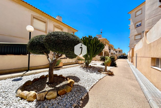 Aus zweiter Hand - Wohnung -
La Zenia - Costa Blanca