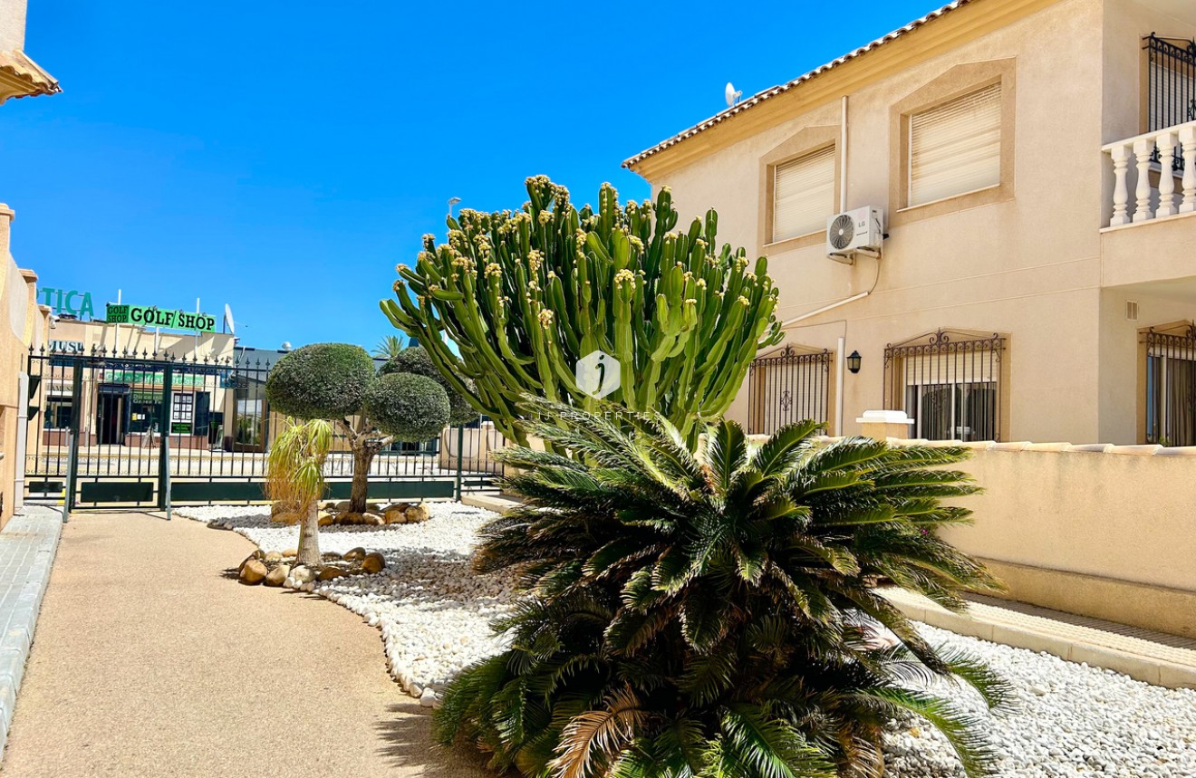 Aus zweiter Hand - Wohnung -
La Zenia - Costa Blanca