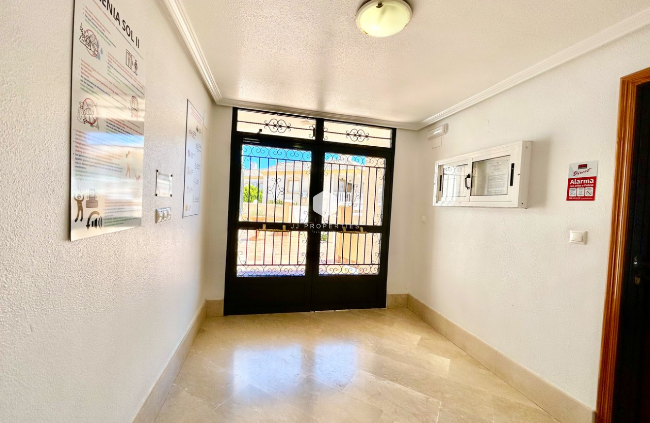 Aus zweiter Hand - Wohnung -
La Zenia - Costa Blanca