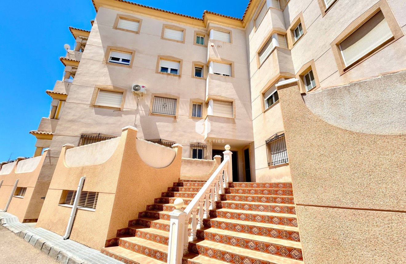 Aus zweiter Hand - Wohnung -
La Zenia - Costa Blanca