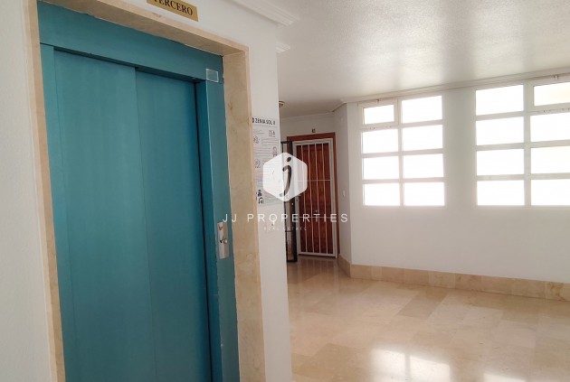 Aus zweiter Hand - Wohnung -
La Zenia - Costa Blanca