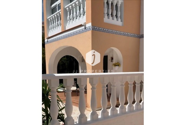 Segunda mano - Apartamento / piso -
Torrevieja - La Mata
