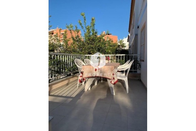 Segunda mano - Apartamento / piso -
Torrevieja - La Mata