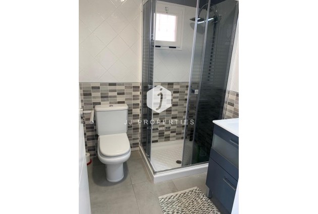 Segunda mano - Apartamento / piso -
Torrevieja - La Mata