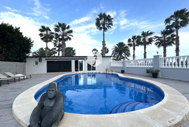 Aus zweiter Hand - Villa -
Catral - Costa Blanca