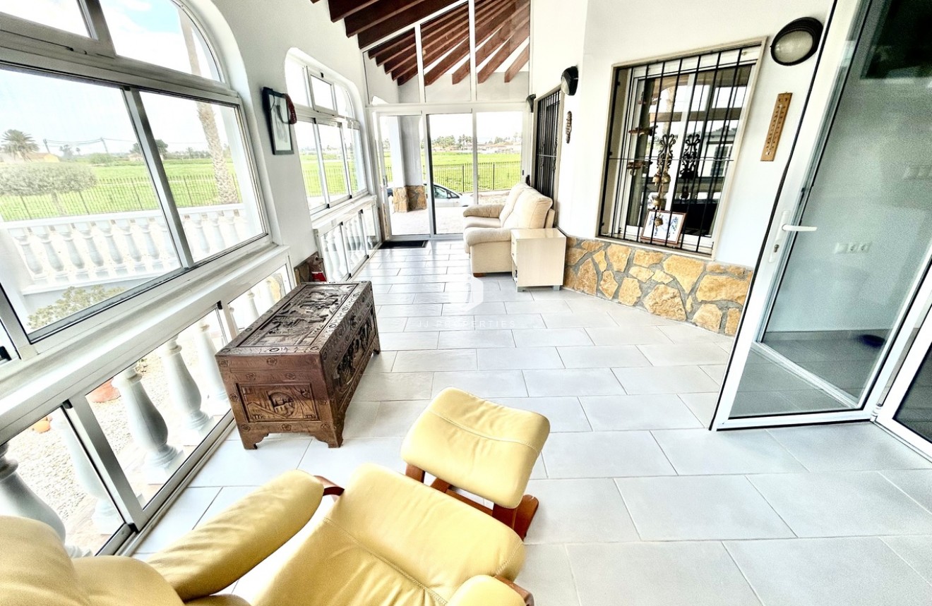 Aus zweiter Hand - Villa -
Catral - Costa Blanca