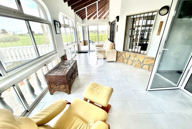Aus zweiter Hand - Villa -
Catral - Costa Blanca