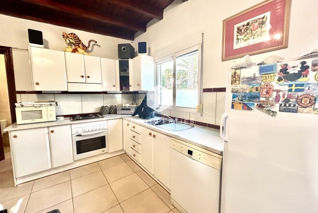 Aus zweiter Hand - Villa -
Catral - Costa Blanca