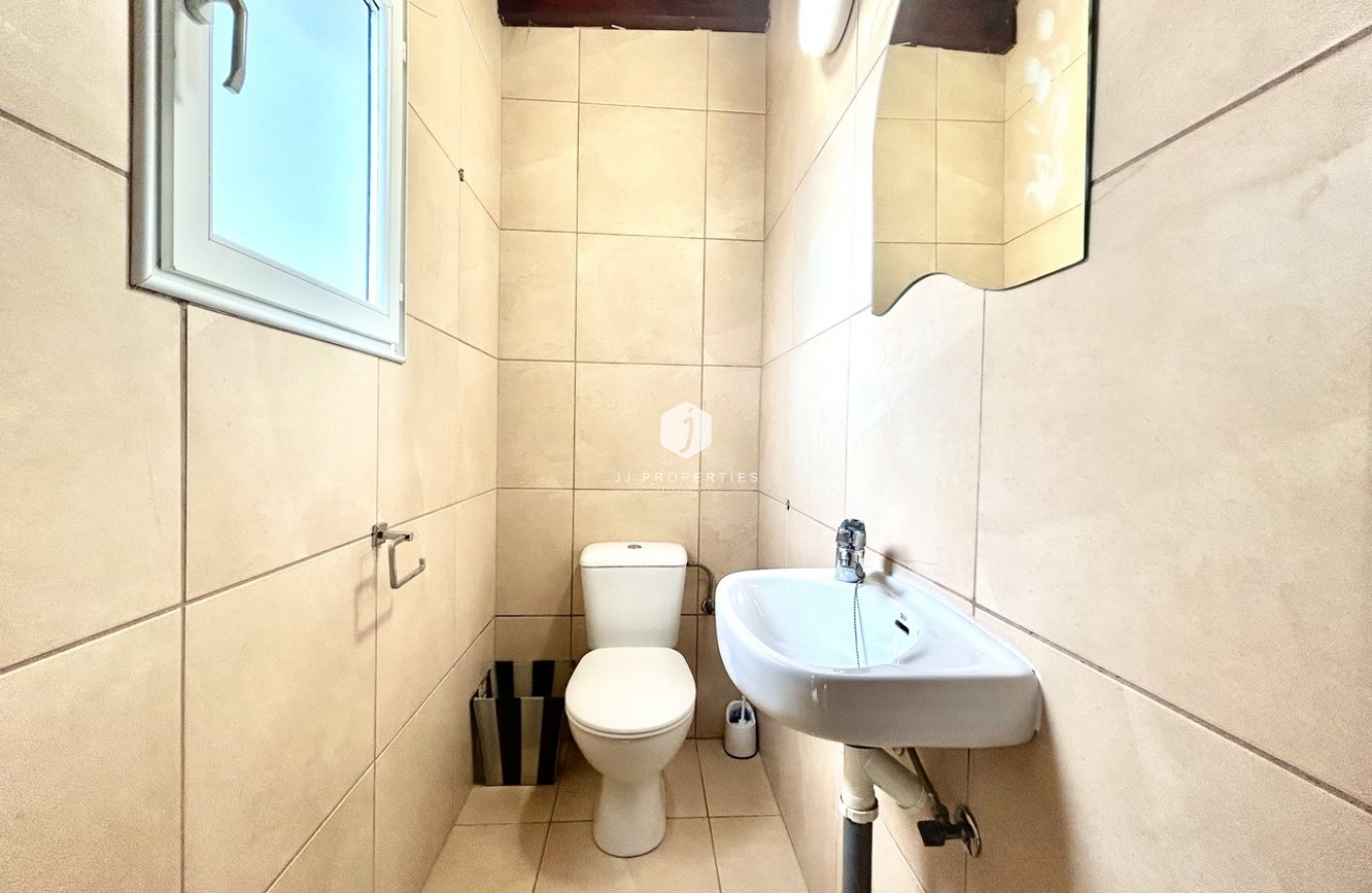 Aus zweiter Hand - Villa -
Catral - Costa Blanca