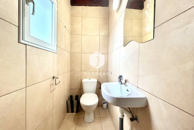 Aus zweiter Hand - Villa -
Catral - Costa Blanca