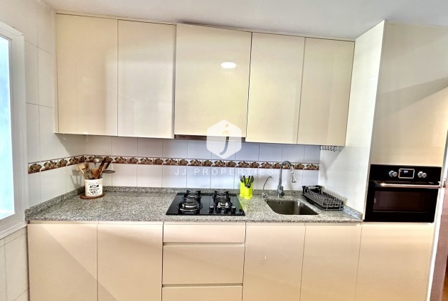 D'occasion - Appartement -
Torrevieja - Costa Blanca