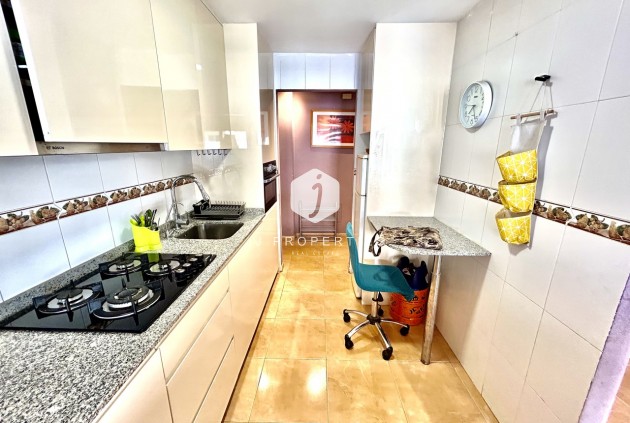 D'occasion - Appartement -
Torrevieja - Costa Blanca