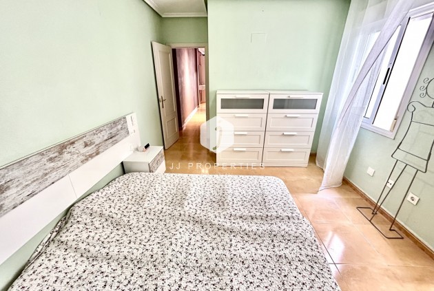 D'occasion - Appartement -
Torrevieja - Costa Blanca