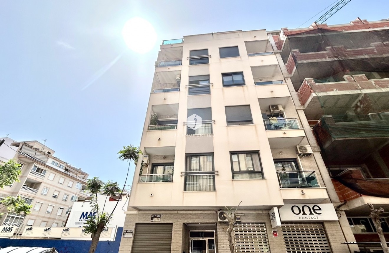 D'occasion - Appartement -
Torrevieja - Costa Blanca