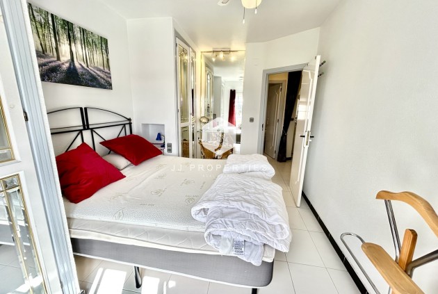 Segunda mano - Apartamento / piso -
Los Altos - Costa Blanca