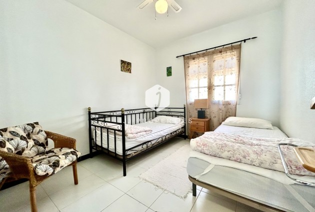 Segunda mano - Apartamento / piso -
Los Altos - Costa Blanca
