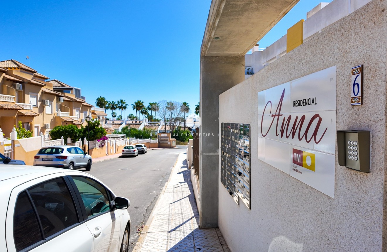 Aus zweiter Hand - Wohnung -
Orihuela Costa - Costa Blanca
