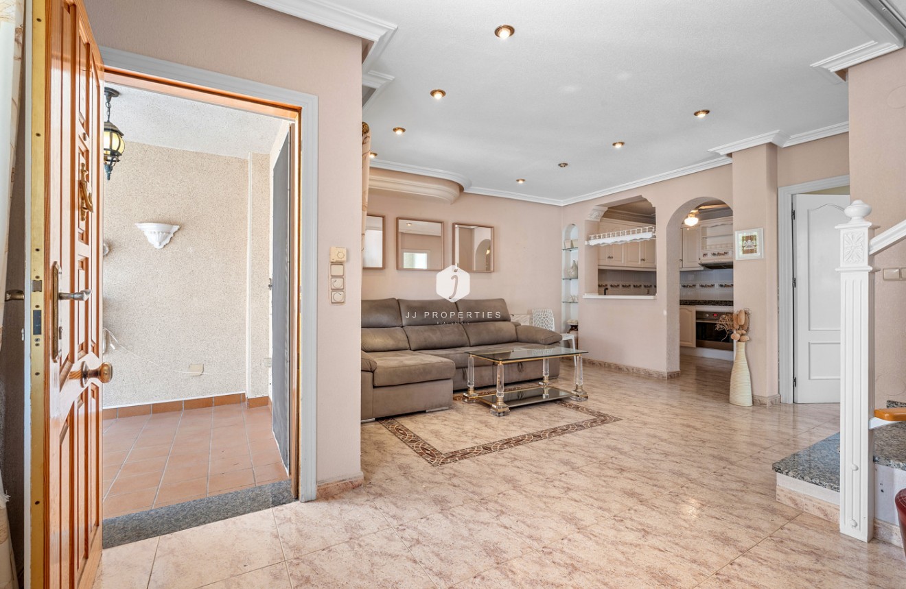 Aus zweiter Hand - Chalet -
Orihuela Costa - Costa Blanca