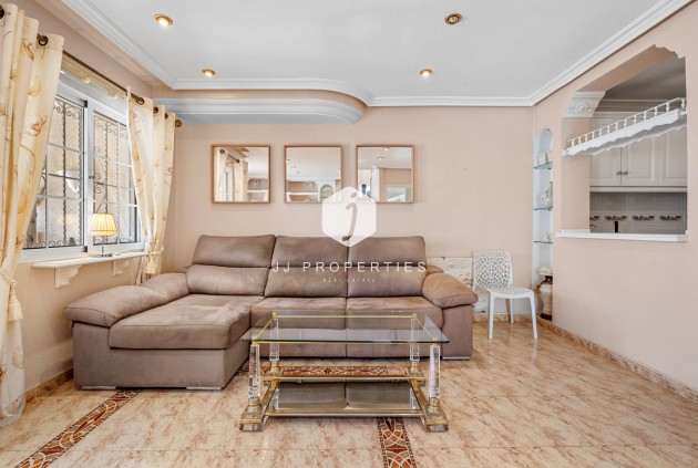 Aus zweiter Hand - Chalet -
Orihuela Costa - Costa Blanca