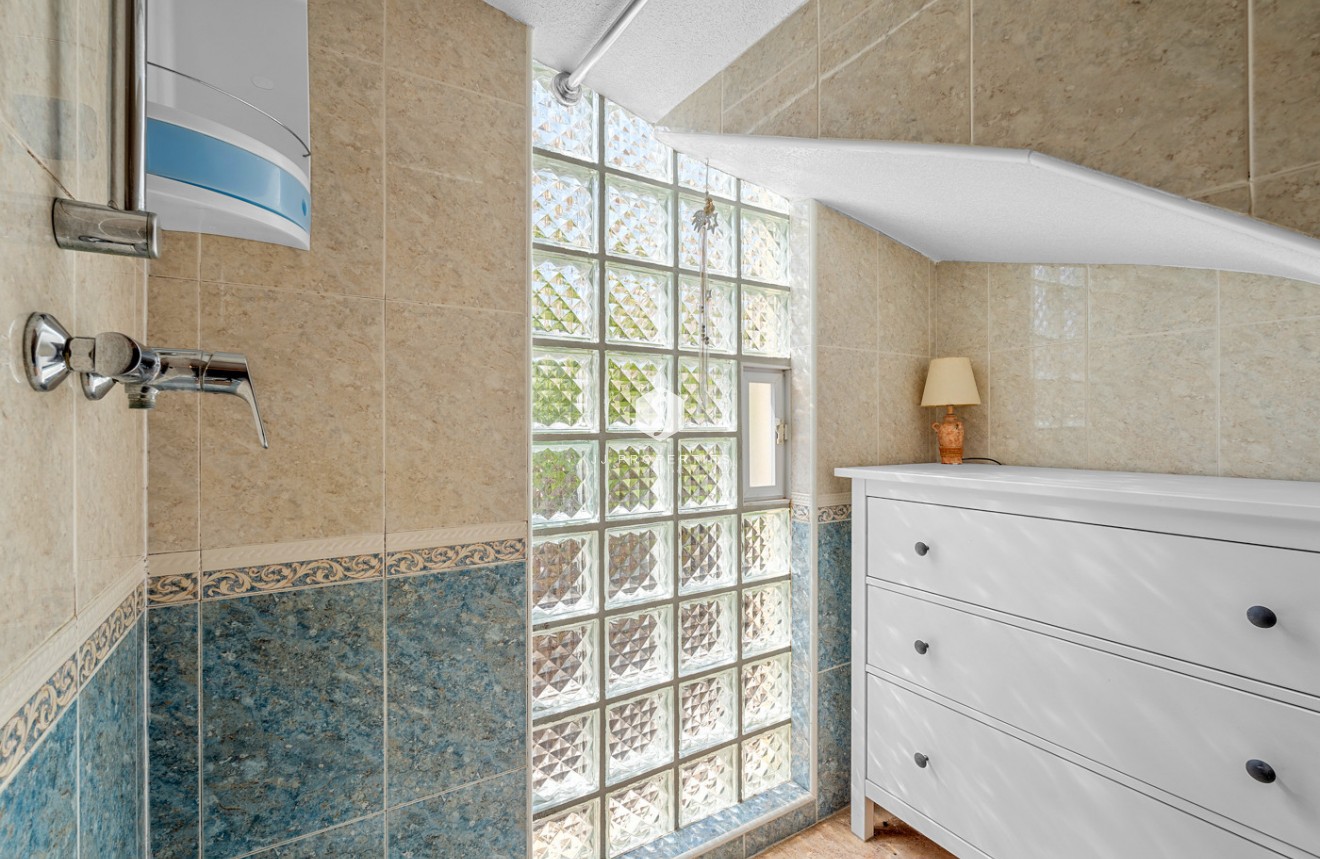 Aus zweiter Hand - Chalet -
Orihuela Costa - Costa Blanca