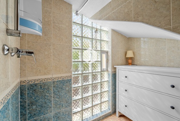 Aus zweiter Hand - Chalet -
Orihuela Costa - Costa Blanca