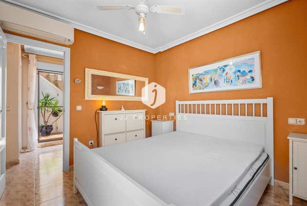 Aus zweiter Hand - Chalet -
Orihuela Costa - Costa Blanca