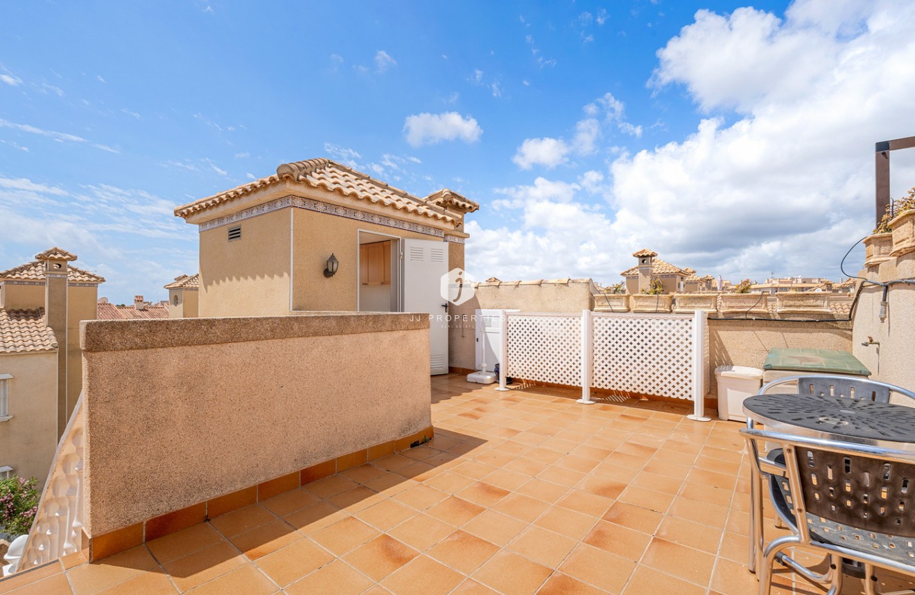 Aus zweiter Hand - Chalet -
Orihuela Costa - Costa Blanca