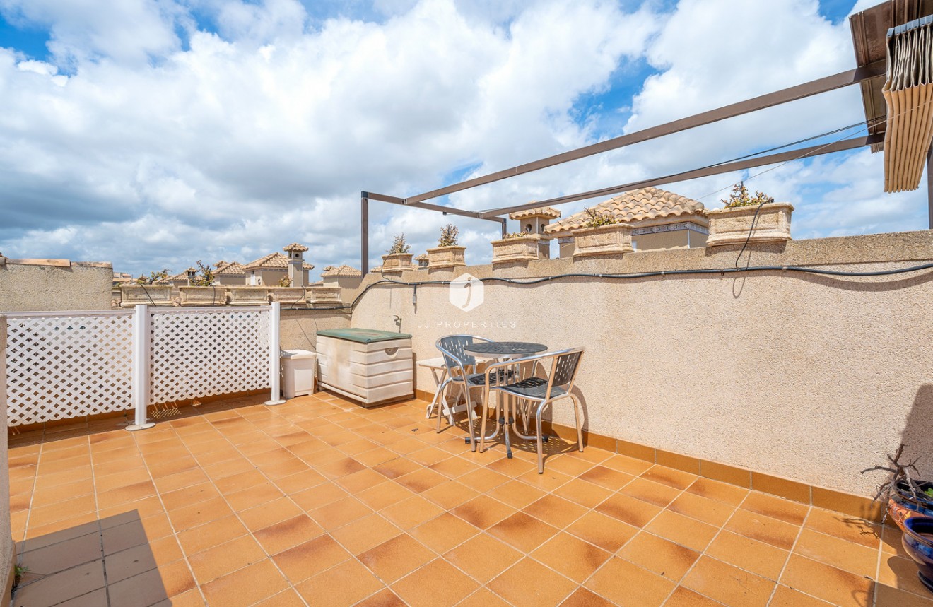 Aus zweiter Hand - Chalet -
Orihuela Costa - Costa Blanca