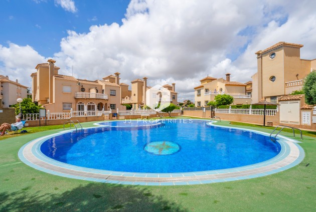 Aus zweiter Hand - Chalet -
Orihuela Costa - Costa Blanca