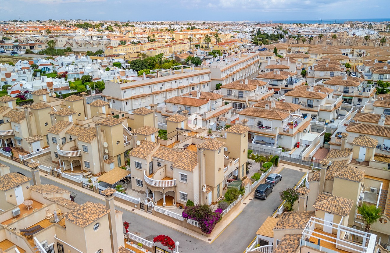 Aus zweiter Hand - Chalet -
Orihuela Costa - Costa Blanca