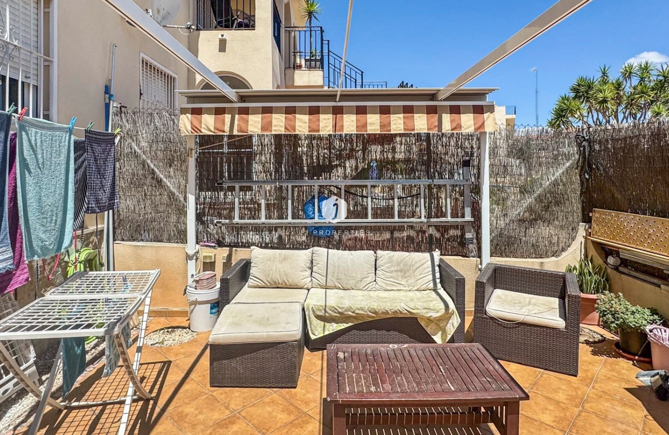 Aus zweiter Hand - Chalet -
Orihuela Costa - Costa Blanca
