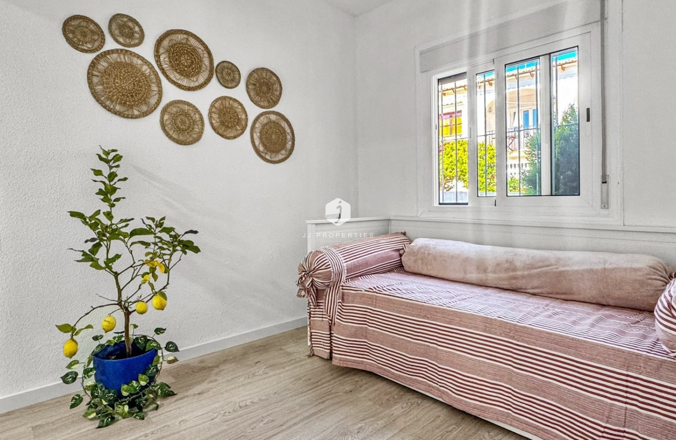 Aus zweiter Hand - Bungalow -
Torrevieja - Costa Blanca