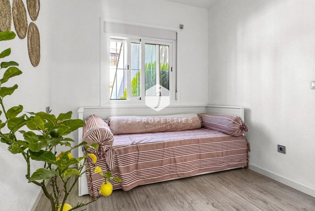 Aus zweiter Hand - Bungalow -
Torrevieja - Costa Blanca