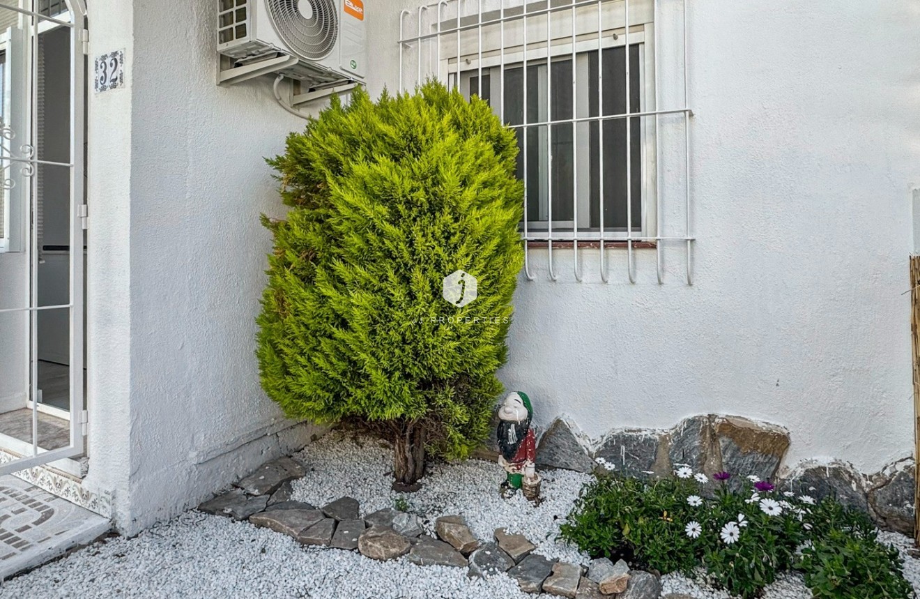 Aus zweiter Hand - Bungalow -
Torrevieja - Costa Blanca