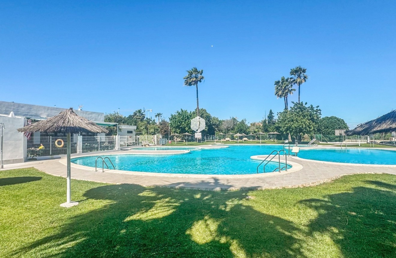 Aus zweiter Hand - Bungalow -
Torrevieja - Costa Blanca