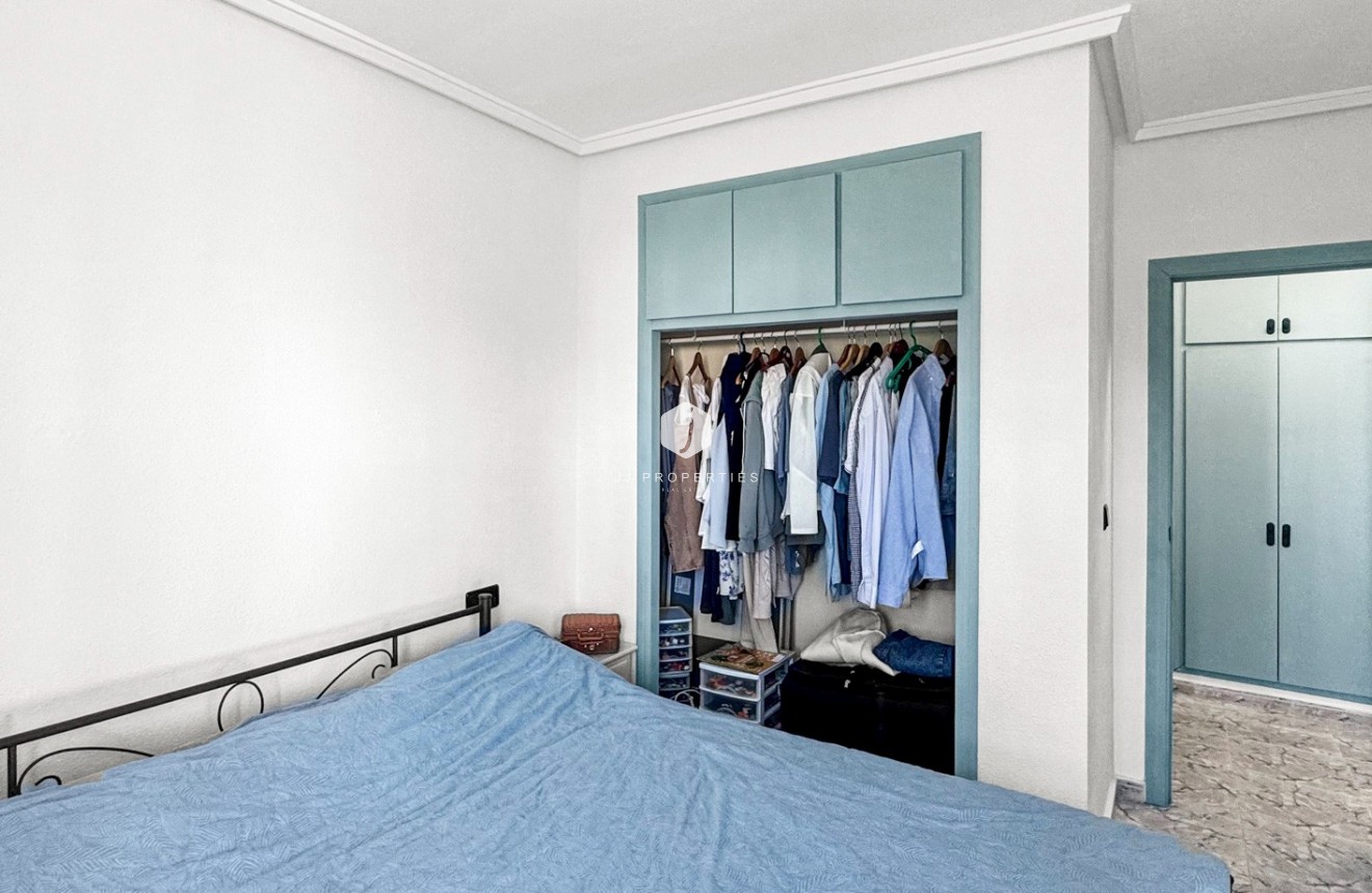 Aus zweiter Hand - Duplex -
Torrevieja - Costa Blanca