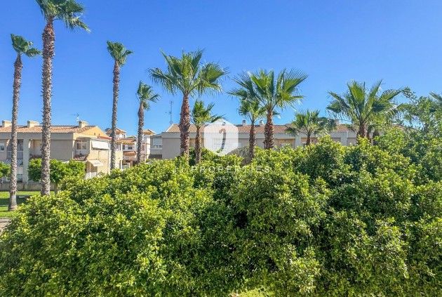 Aus zweiter Hand - Duplex -
Torrevieja - Costa Blanca
