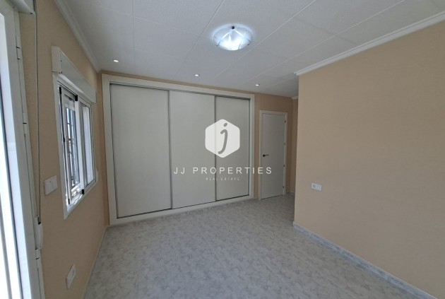 Aus zweiter Hand - Chalet -
San Fulgencio - Costa Blanca