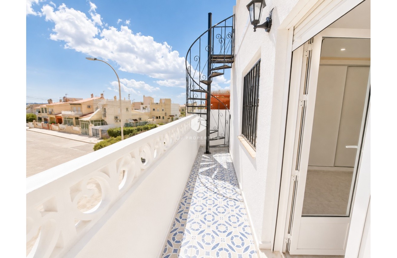 Aus zweiter Hand - Chalet -
San Fulgencio - Costa Blanca