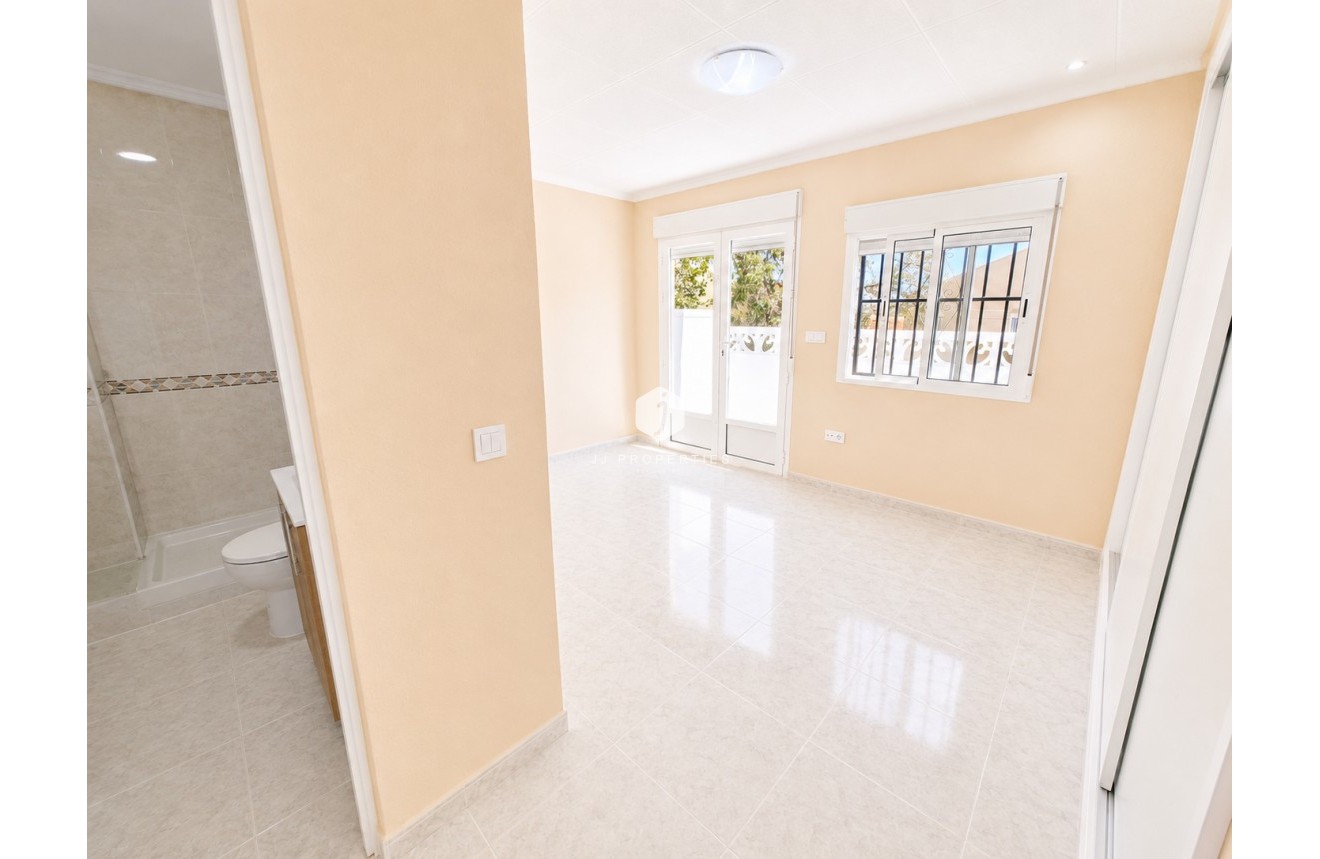 Aus zweiter Hand - Chalet -
San Fulgencio - Costa Blanca