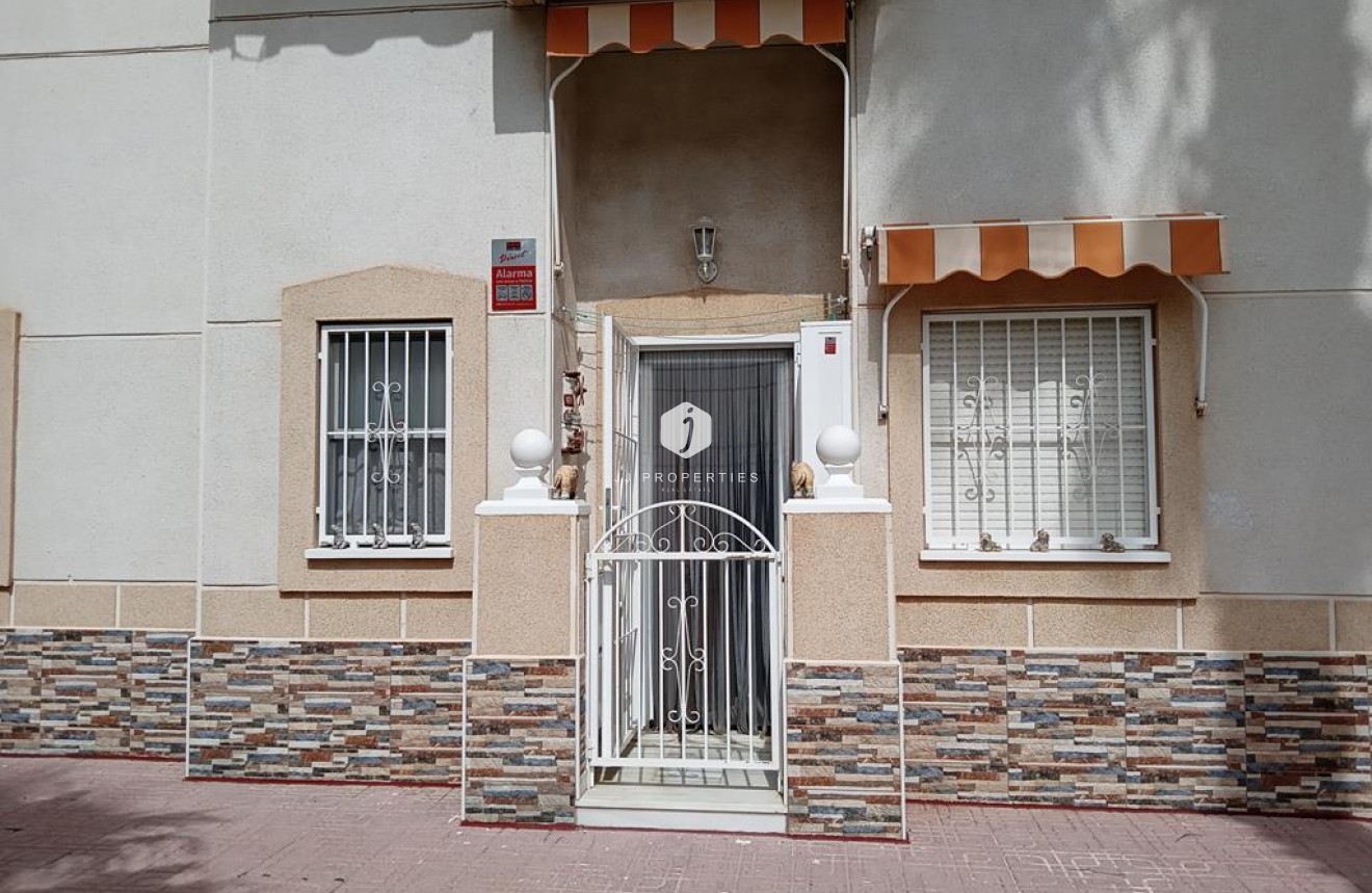 Aus zweiter Hand - Wohnung -
Torrevieja - LA LOMA