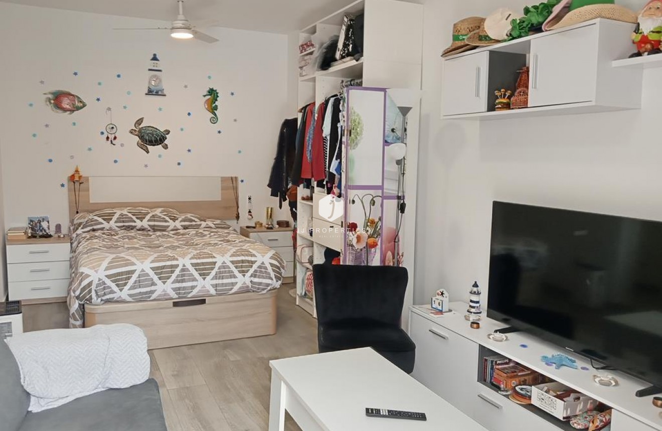 Aus zweiter Hand - Wohnung -
Torrevieja - LA LOMA
