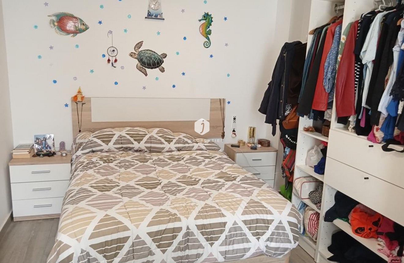 Aus zweiter Hand - Wohnung -
Torrevieja - LA LOMA